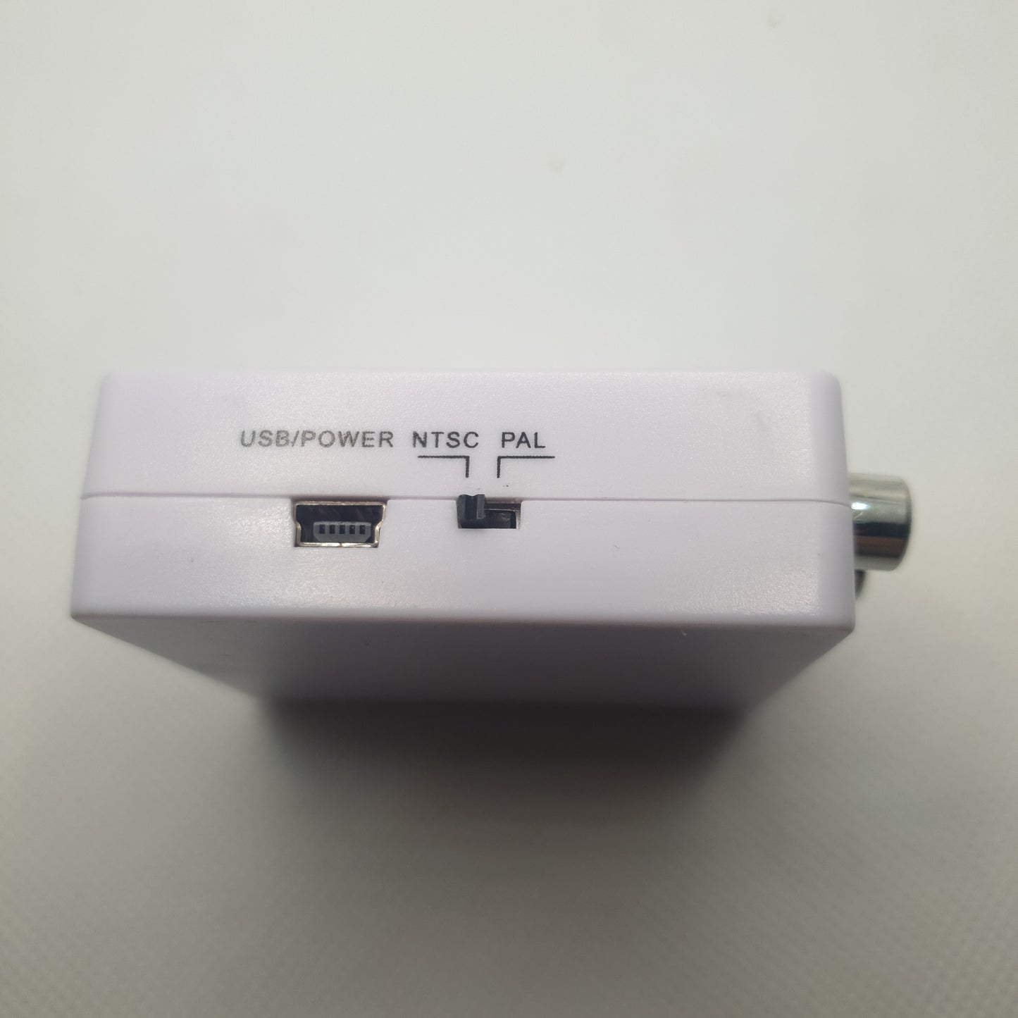 Convertidor HDMI2AV