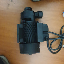 Cargar imagen en el visor de la galería, Electrobomba solar de medio caballo