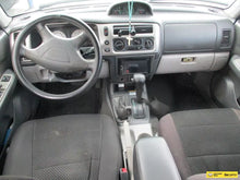 Cargar imagen en el visor de la galería, Mitsubishi Nativa GLS 4x4 2800CC AT AA 2009