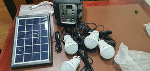 Kit energia solar 4 bombillos, radio ,bluetooth linterna, bateria recargable puertos usb y micro sd