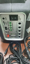 Cargar imagen en el visor de la galería, Kit energia solar 4 bombillos, radio ,bluetooth linterna, bateria recargable puertos usb y micro sd