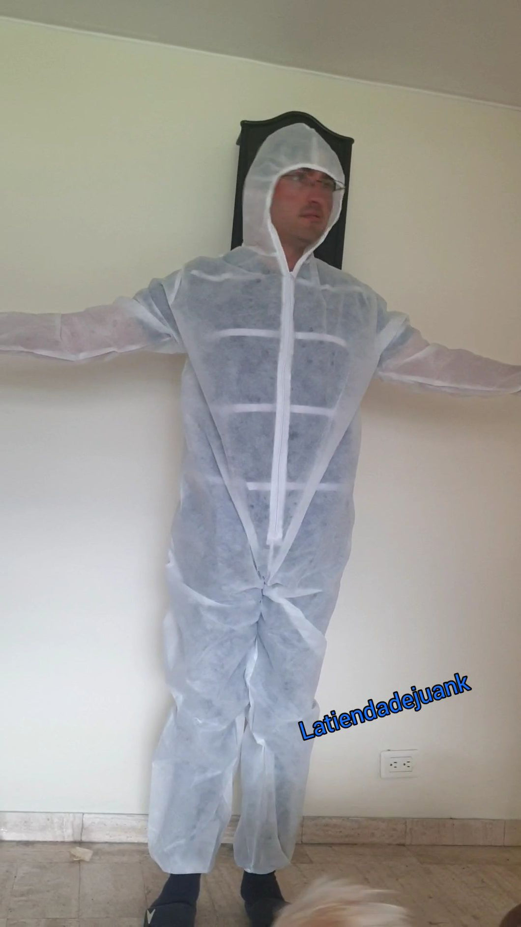 Overol tela quirurjica talla m + zapatones